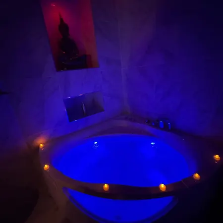 Love Room Balneo Menton Exterior photo
